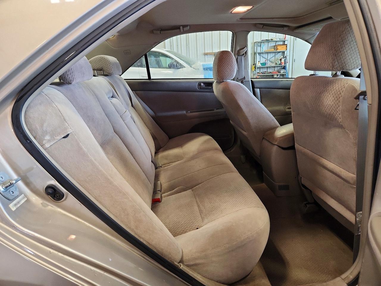 2003 TOYOTA CAMRY LE V6 photo 19