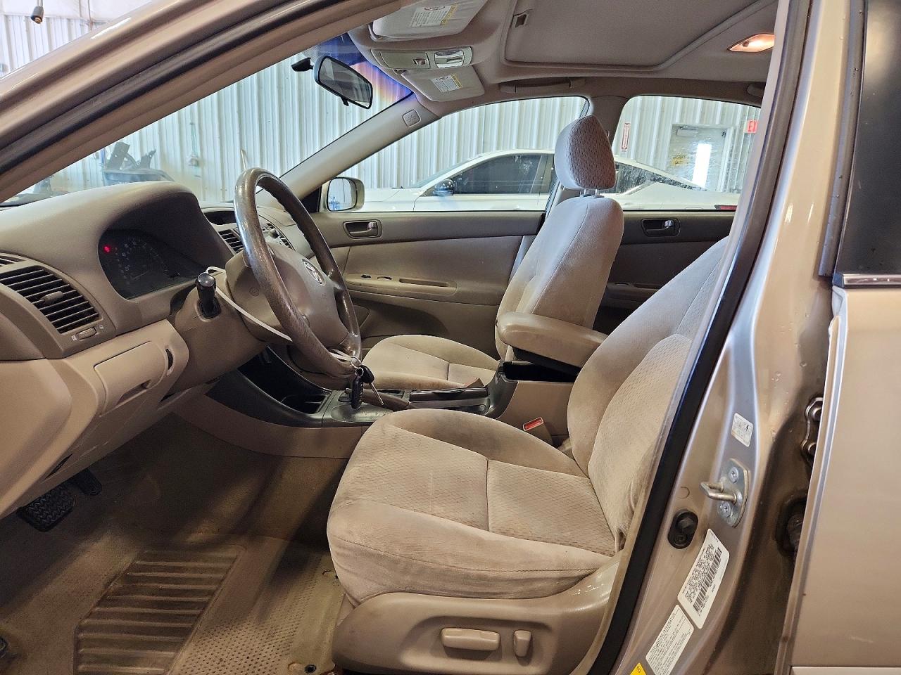 2003 TOYOTA CAMRY LE V6 photo 13