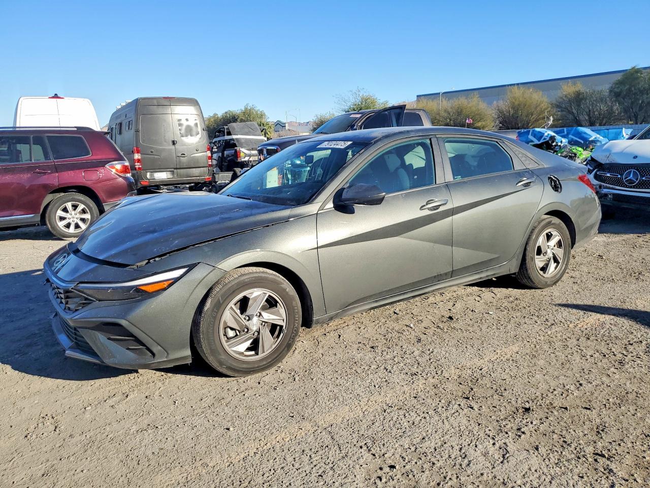 2024 HYUNDAI ELANTRA