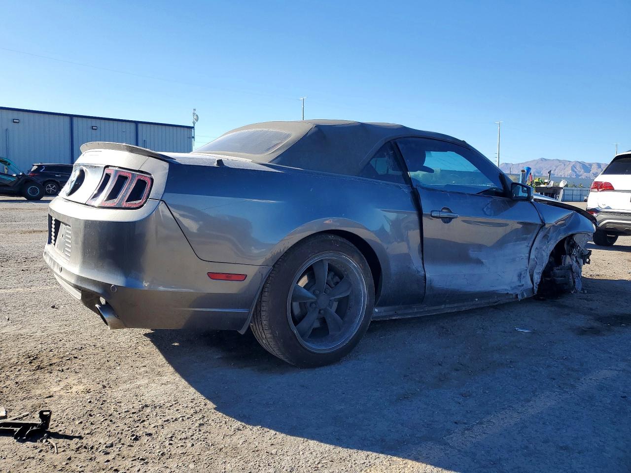 2014 FORD MUSTANG photo 3