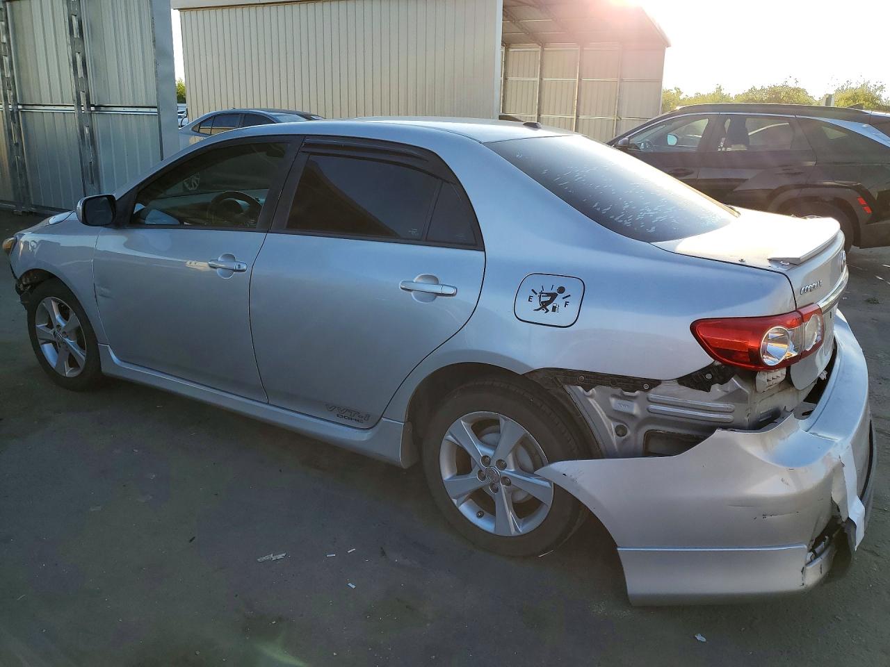 2011 TOYOTA COROLLA S photo 3