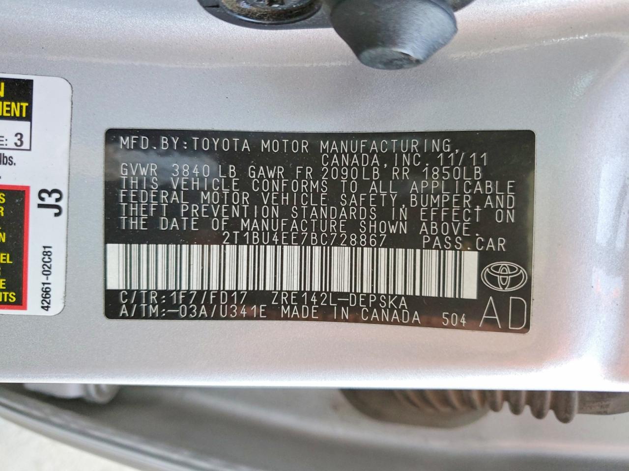 2011 TOYOTA COROLLA S photo 25