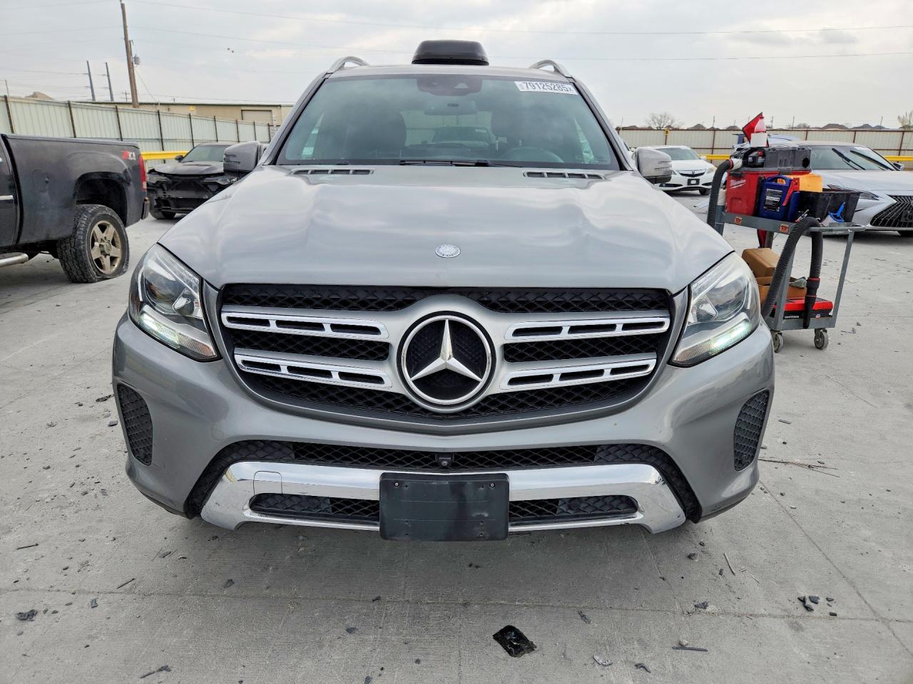 2017 MERCEDES-BENZ GLS 450 4MATIC photo 13