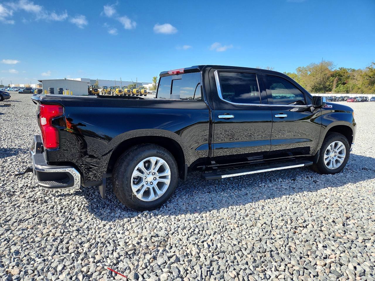 2024 CHEVROLET SILVERADO K1500 LTZ photo 5