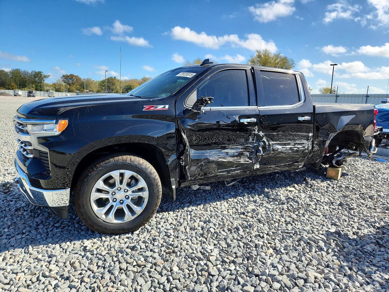 2024 CHEVROLET SILVERADO