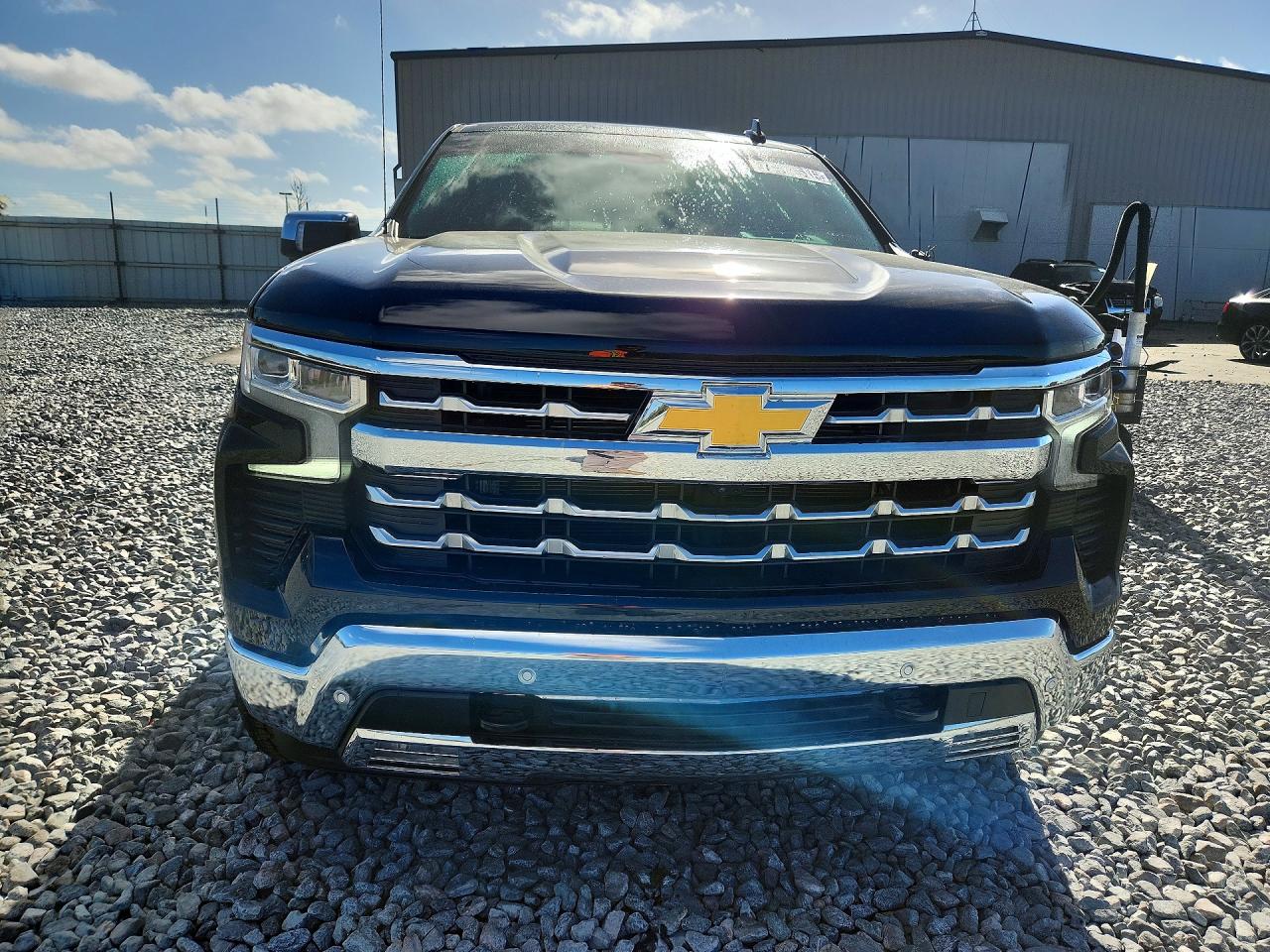 2024 CHEVROLET SILVERADO K1500 LTZ photo 9