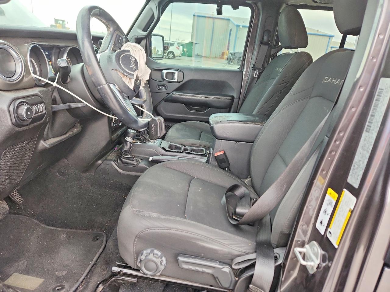 2019 JEEP WRANGLER UNLIMITED SAHARA photo 19