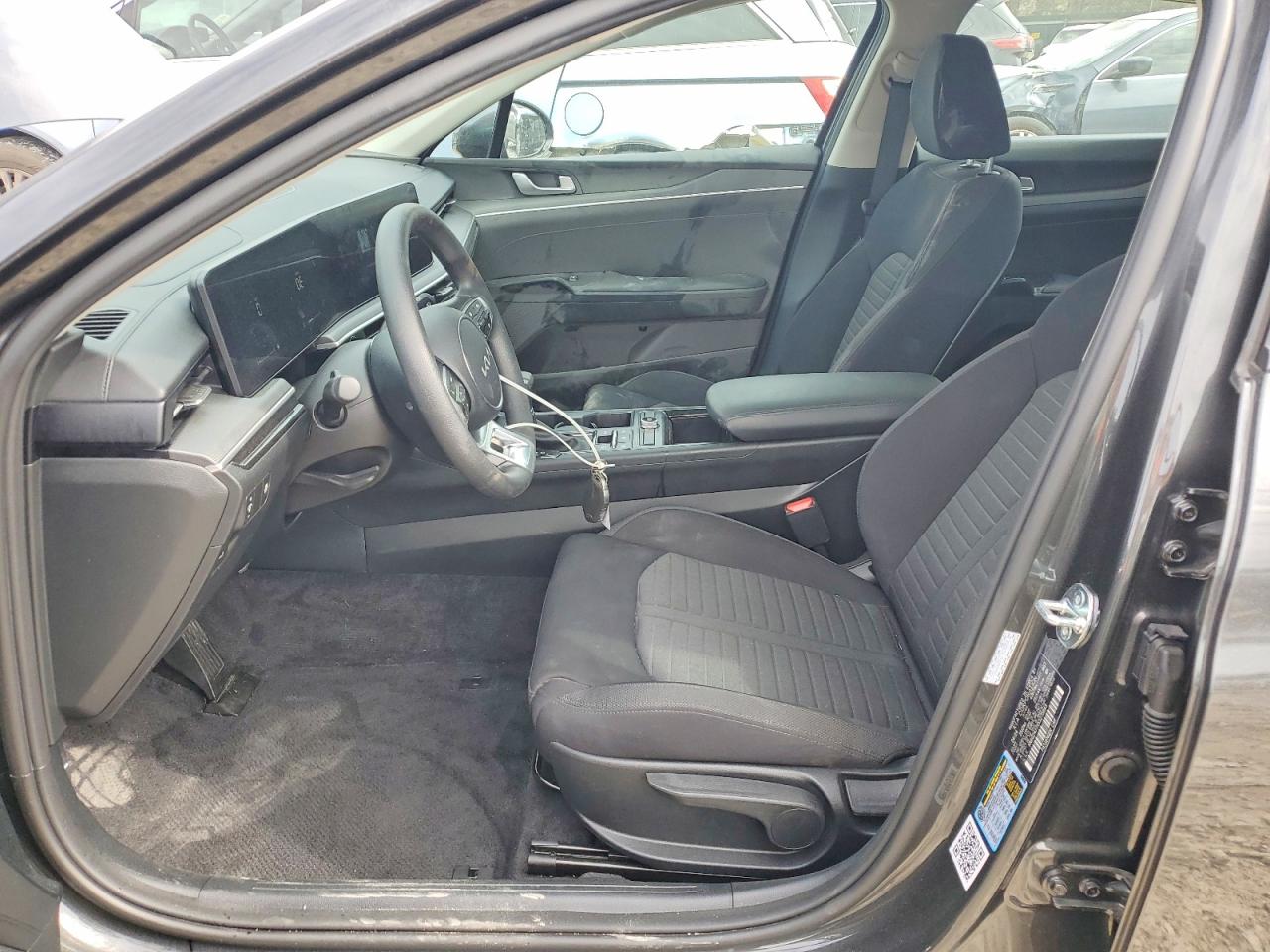2025 KIA K5 LXS photo 19