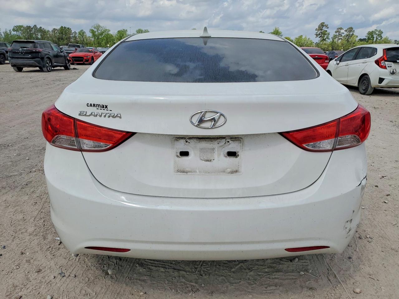 2013 HYUNDAI ELANTRA GLS photo 16