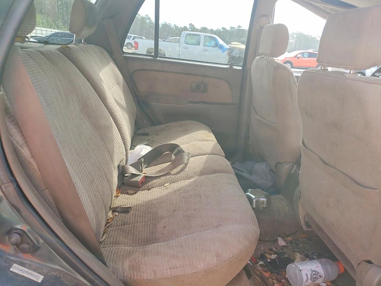 1998 TOYOTA 4RUNNER SR5 photo 11