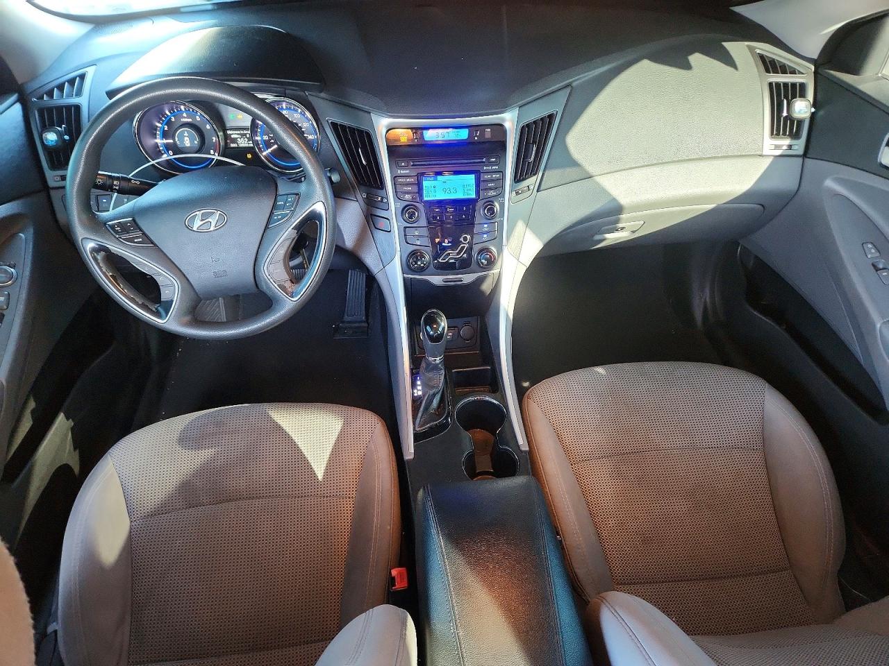 2013 HYUNDAI SONATA GLS photo 22