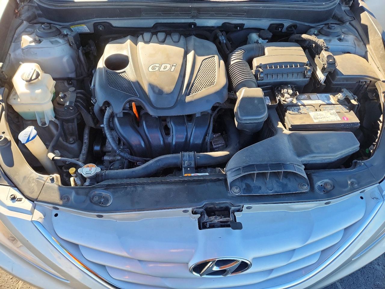 2013 HYUNDAI SONATA GLS photo 31