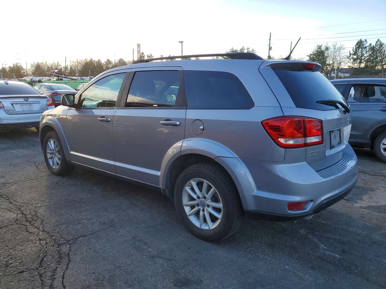 2017 DODGE JOURNEY SXT photo 3