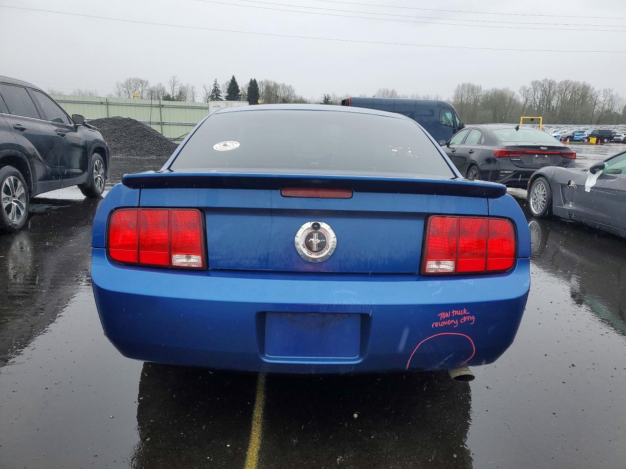 2008 FORD MUSTANG photo 11