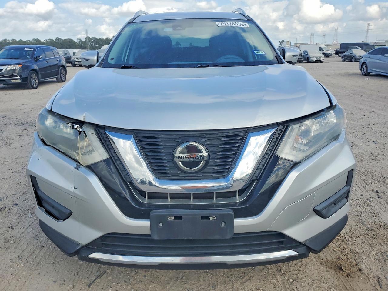 2019 NISSAN ROGUE SV photo 5