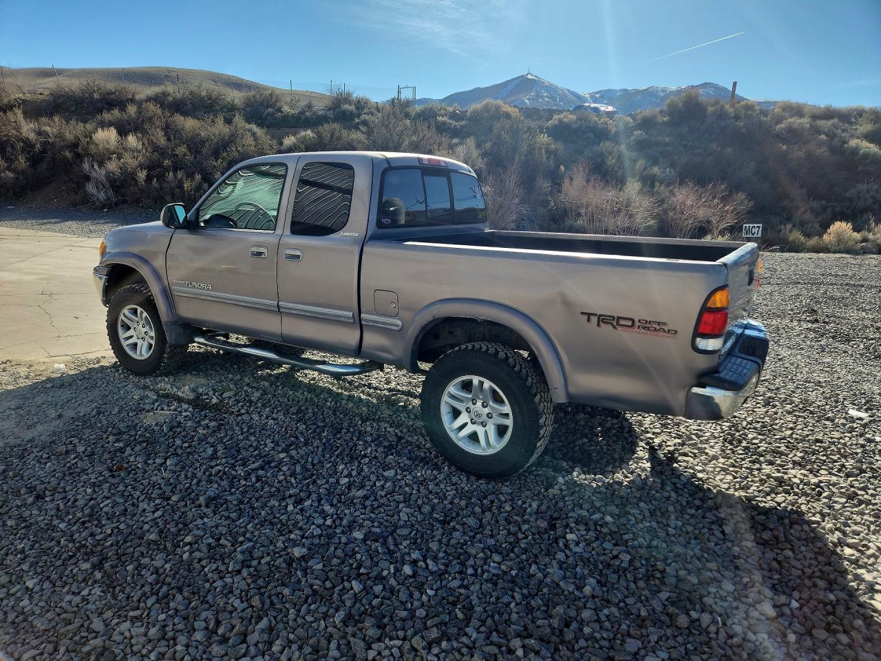 2000 TOYOTA TUNDRA LIMITED photo 2