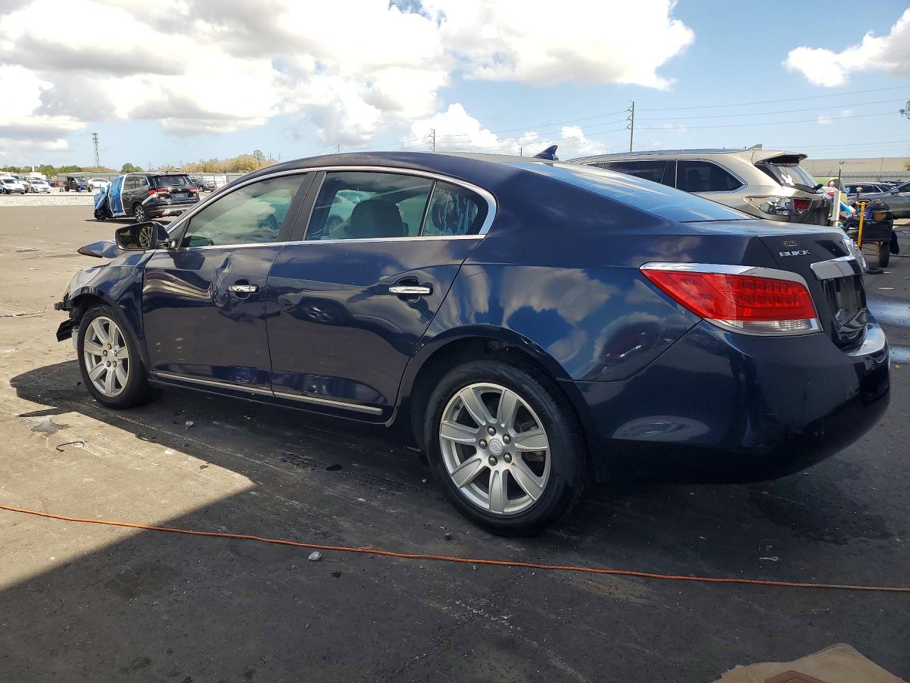 2011 BUICK LACROSSE CXL photo 4