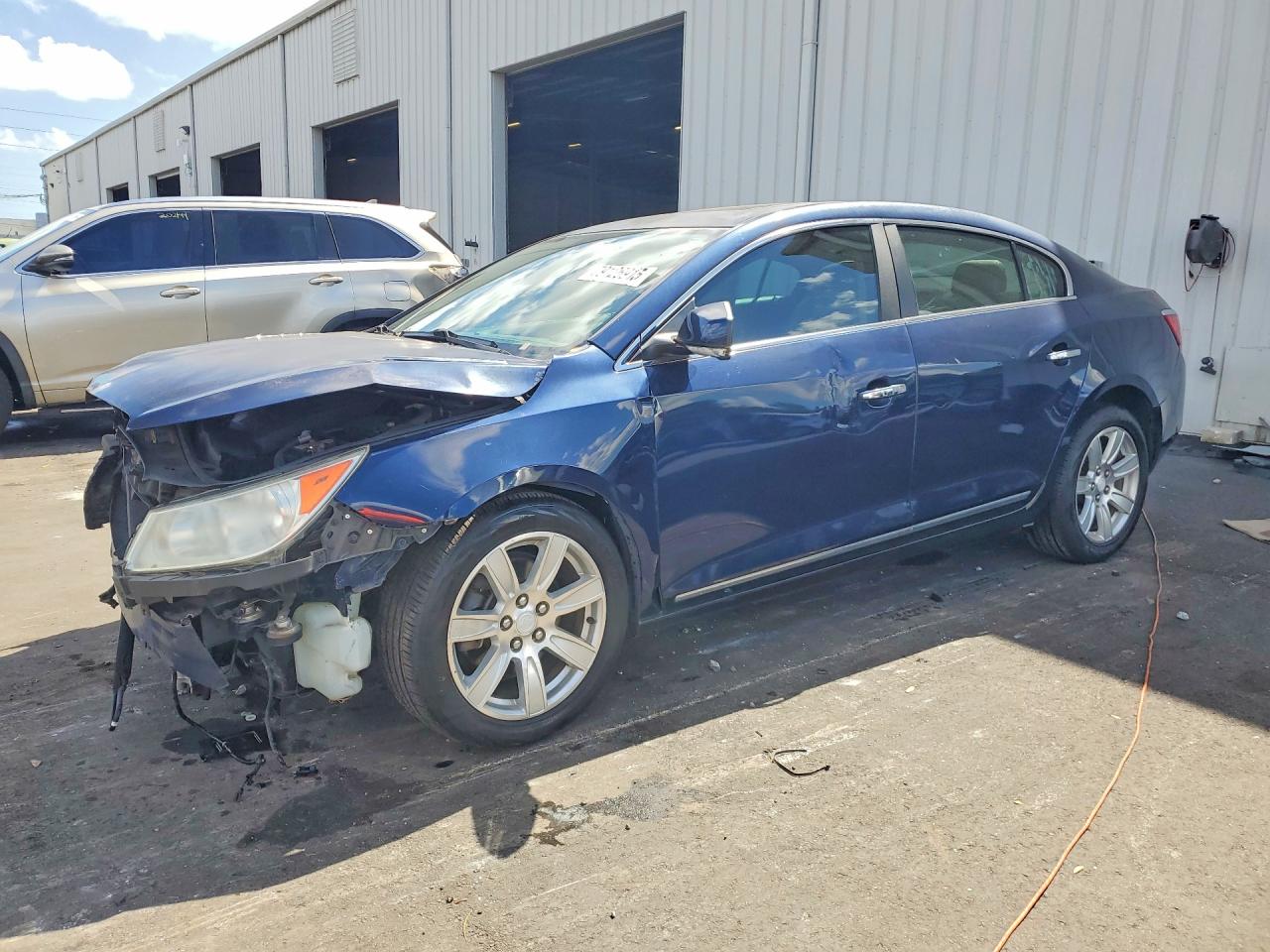 2011 BUICK LACROSSE