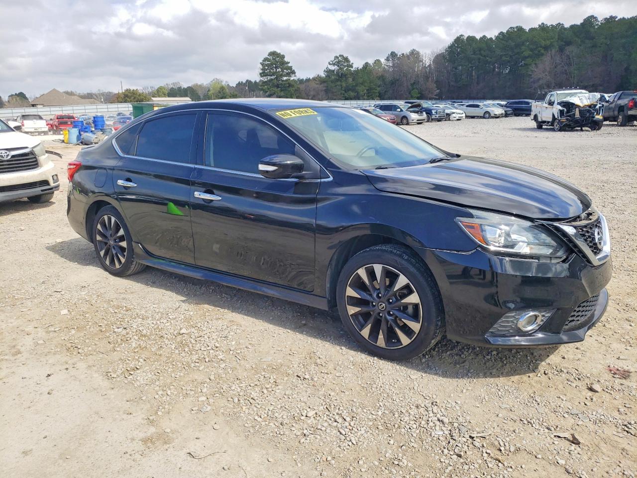 2016 NISSAN SENTRA SR photo 7
