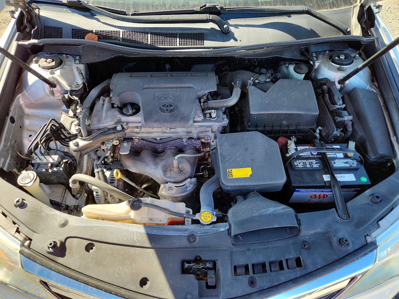 2014 TOYOTA CAMRY LE photo 11