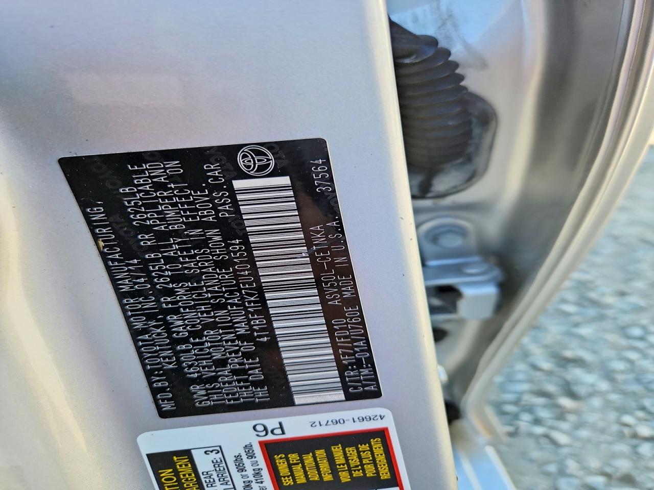 2014 TOYOTA CAMRY LE photo 13