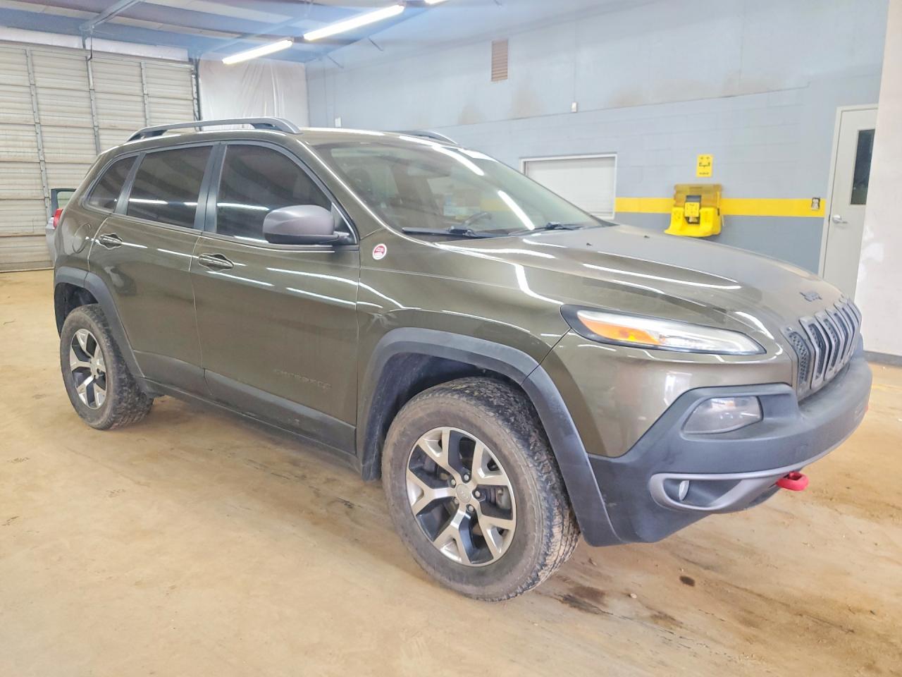 2015 JEEP CHEROKEE TRAILHAWK photo 7