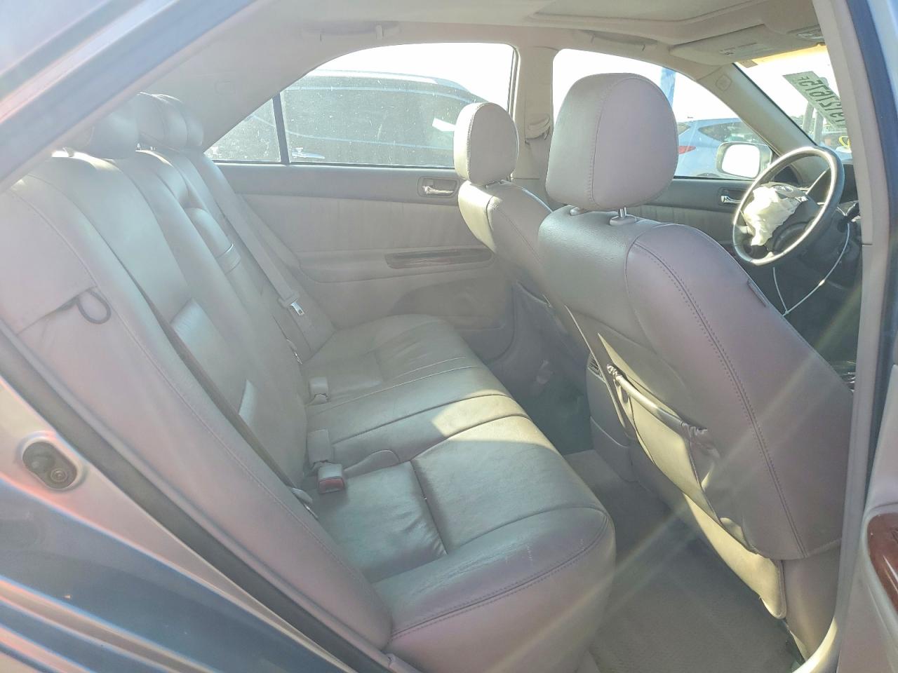 2005 TOYOTA CAMRY XLE photo 10