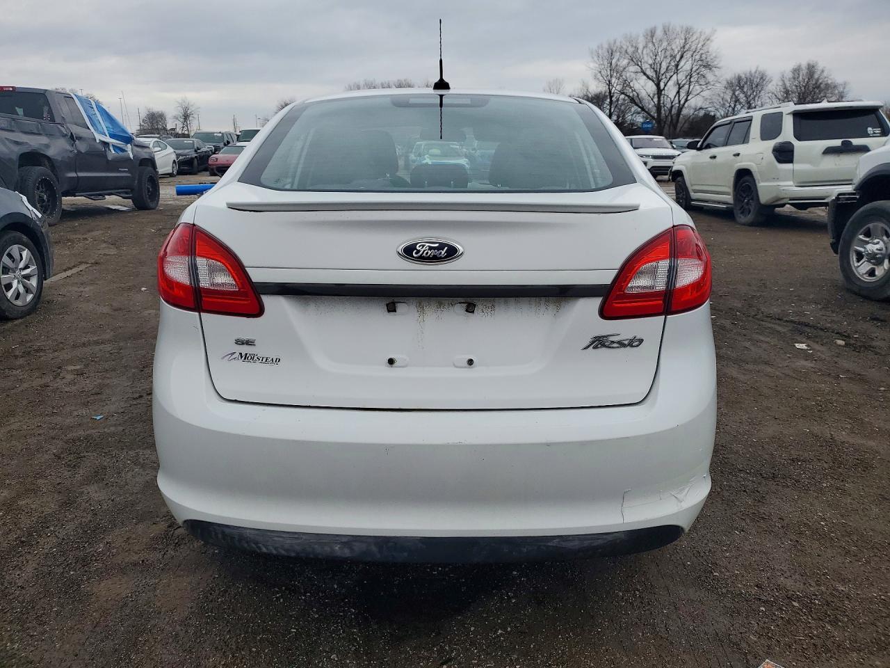 2012 FORD FIESTA SE photo 16