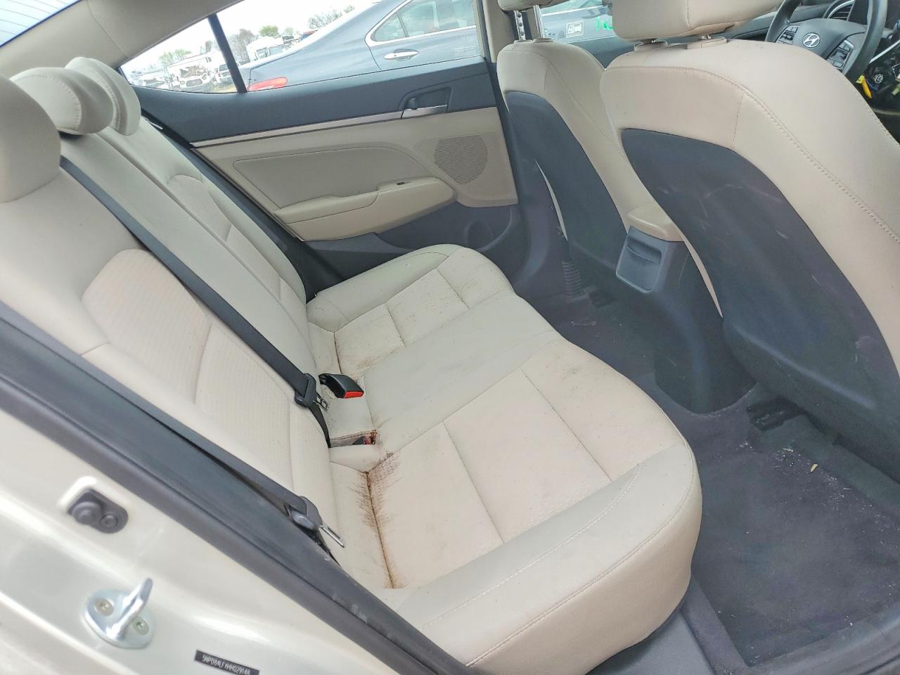 2017 HYUNDAI ELANTRA SE photo 19