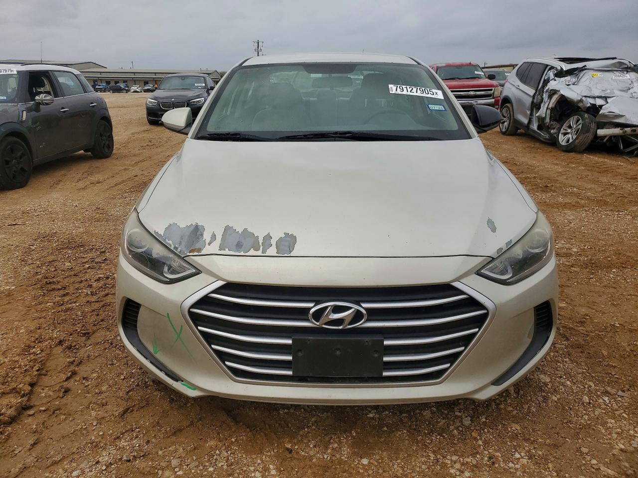 2017 HYUNDAI ELANTRA SE photo 9