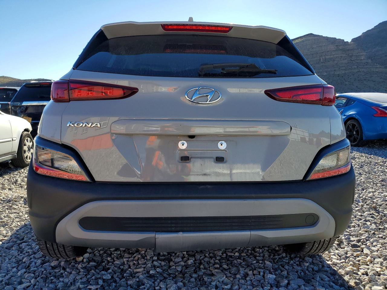 2022 HYUNDAI KONA SEL photo 11