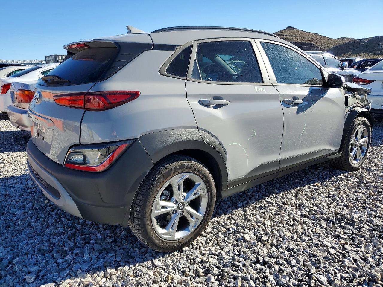 2022 HYUNDAI KONA SEL photo 5