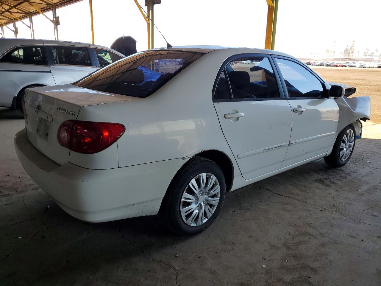 2004 TOYOTA COROLLA LE photo 5