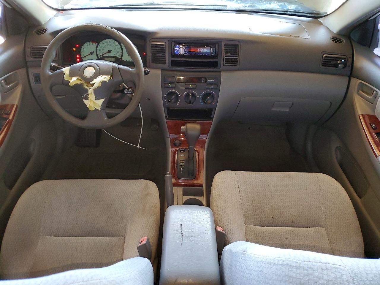 2004 TOYOTA COROLLA LE photo 15