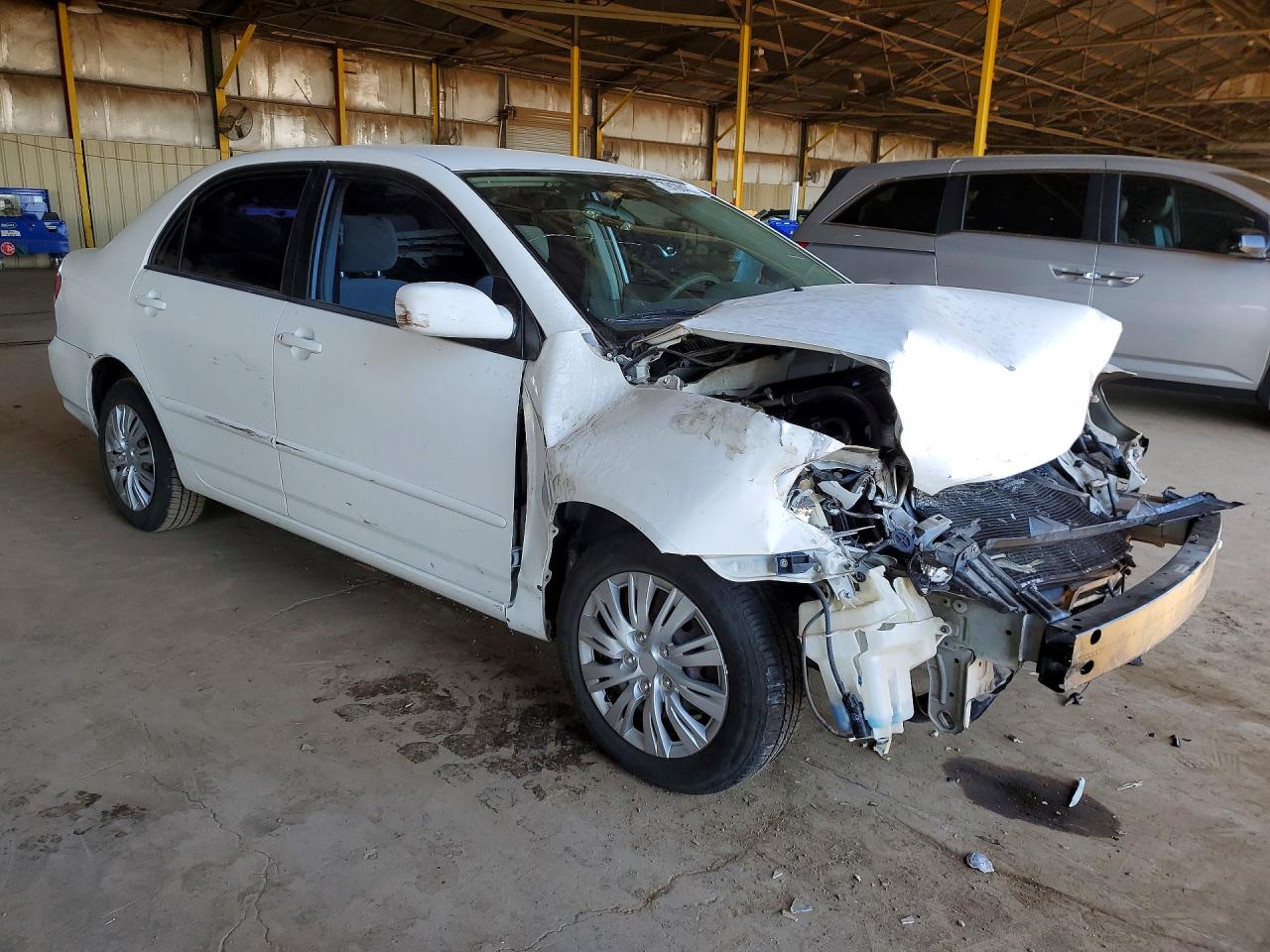 2004 TOYOTA COROLLA LE photo 7
