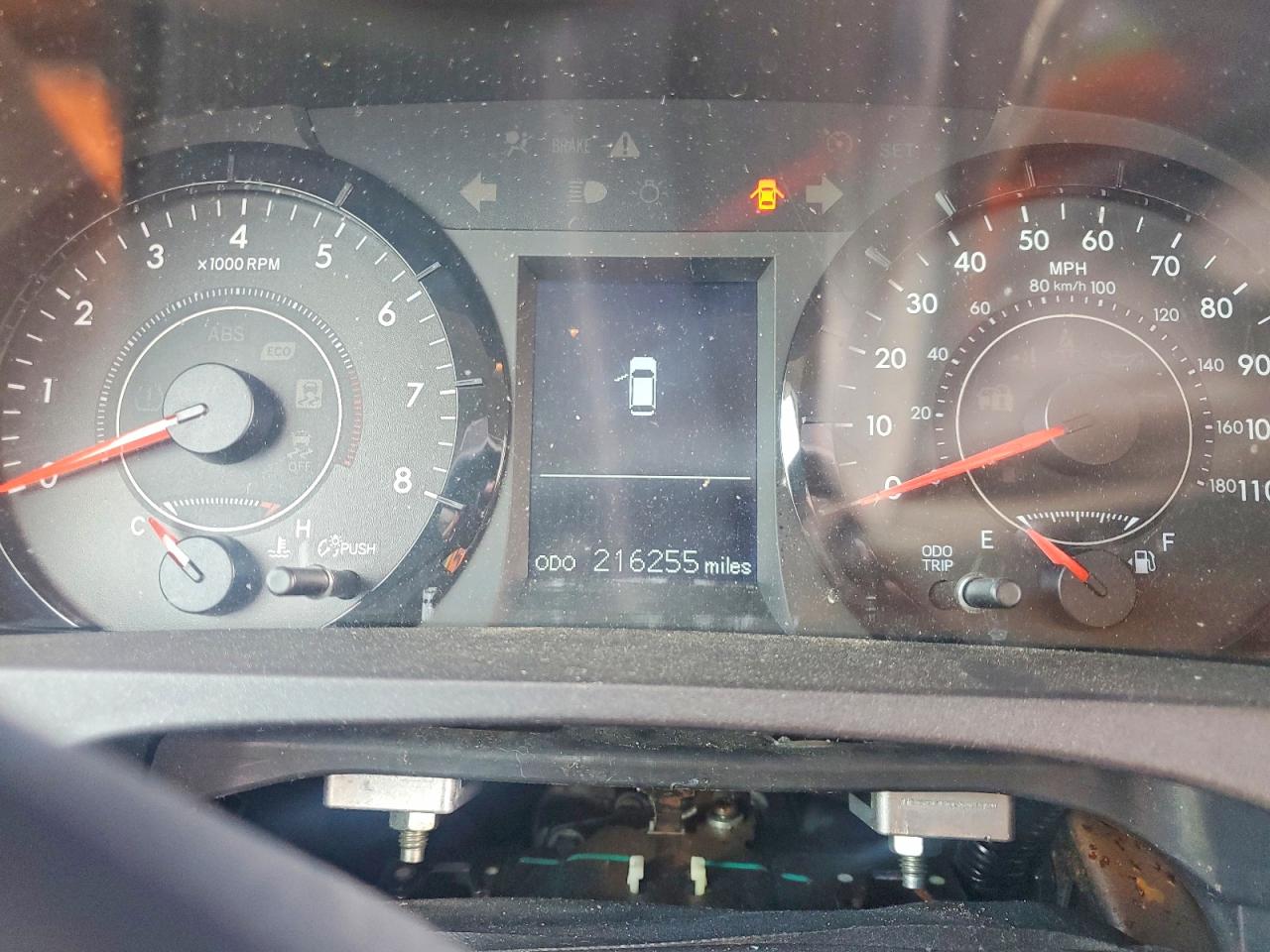 2015 TOYOTA SIENNA LE 8-PASSENGER photo 17