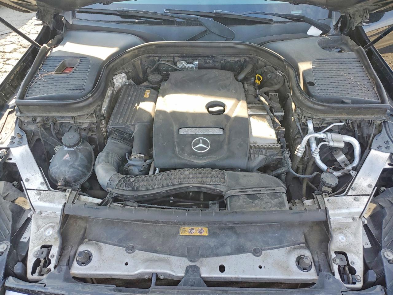 2016 MERCEDES-BENZ GLC 300 4MATIC photo 11