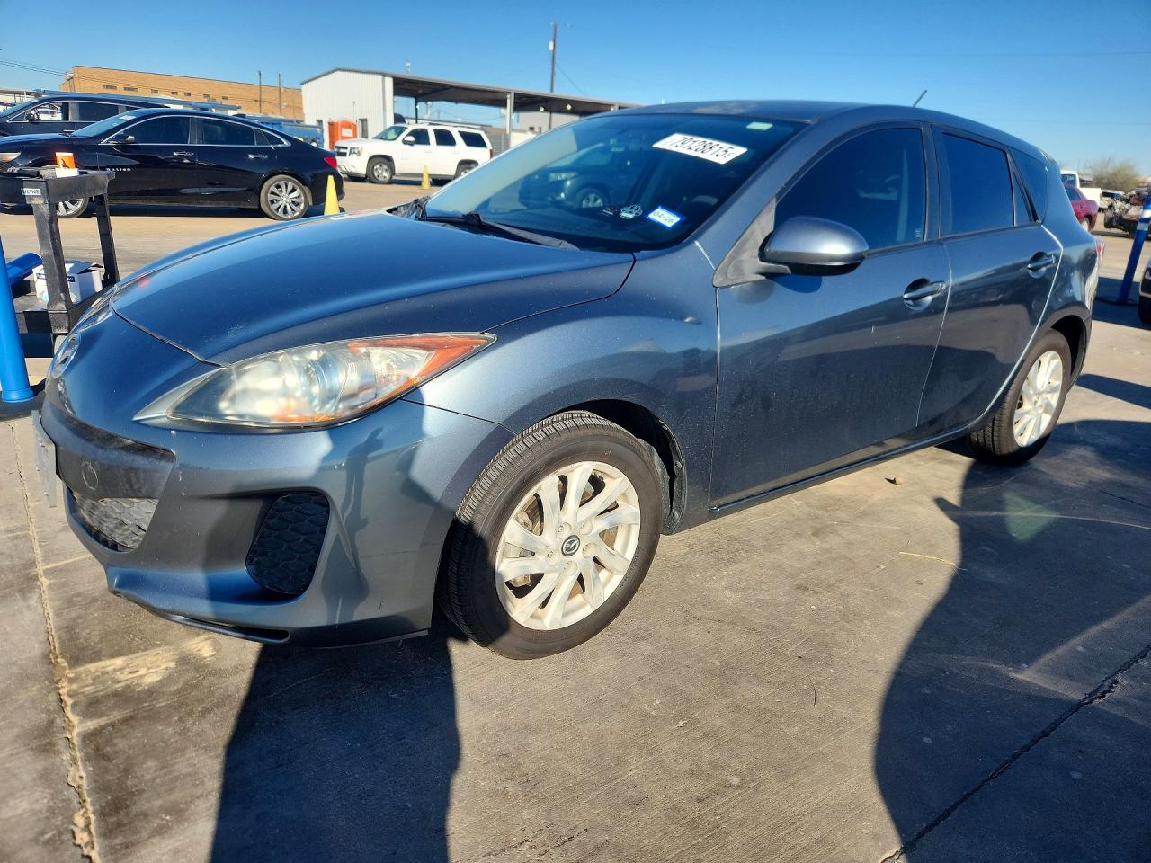 2013 MAZDA 3