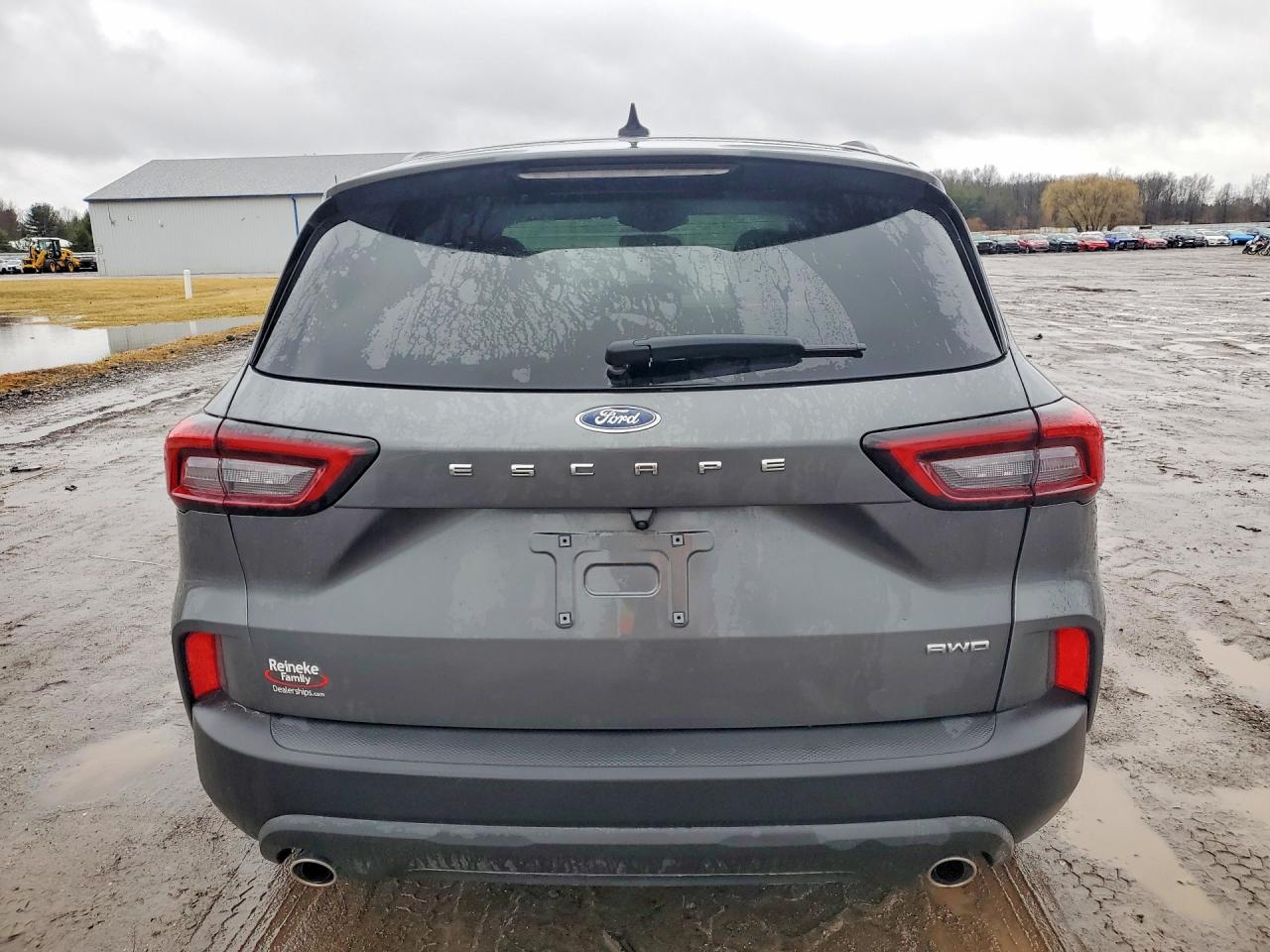 2025 FORD ESCAPE ST LINE photo 16