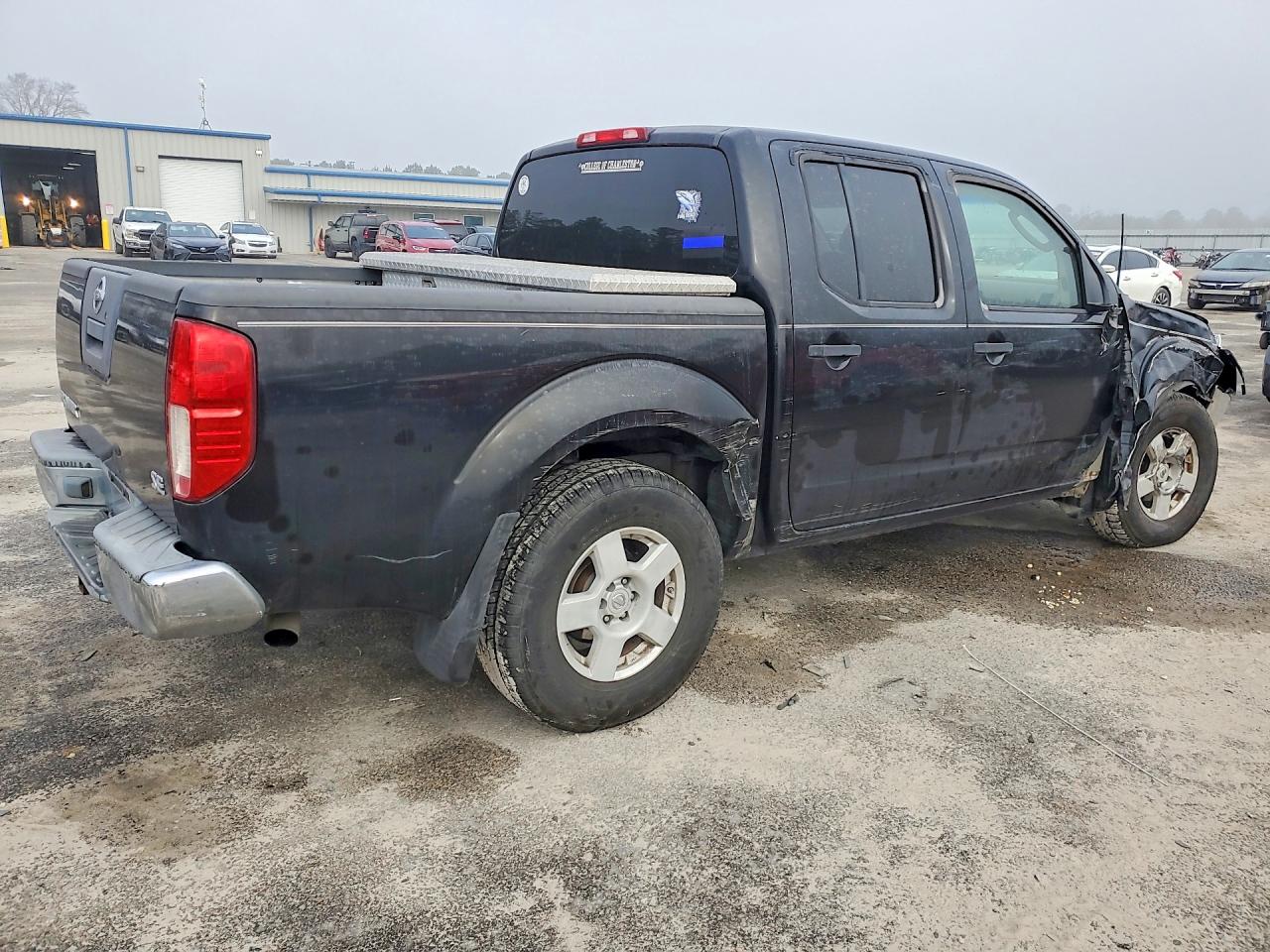 2005 NISSAN FRONTIER SE photo 5