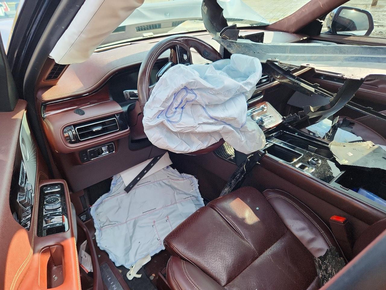 2021 LINCOLN AVIATOR BLACK LABEL GRAND TOURING photo 15