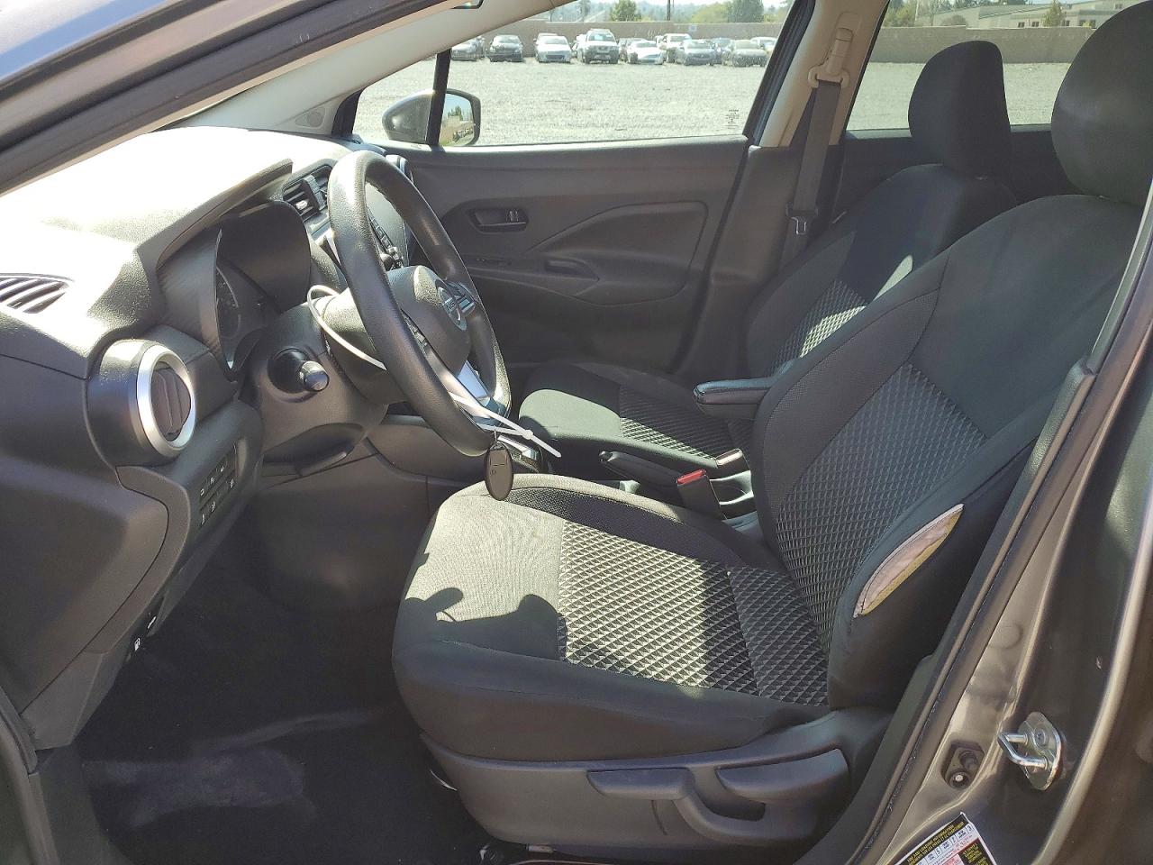 2020 NISSAN VERSA S photo 13