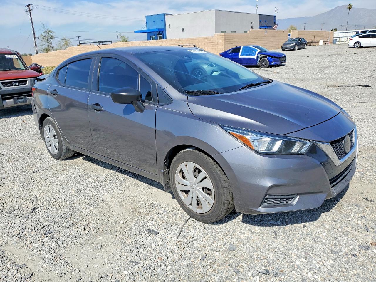 2020 NISSAN VERSA S photo 7