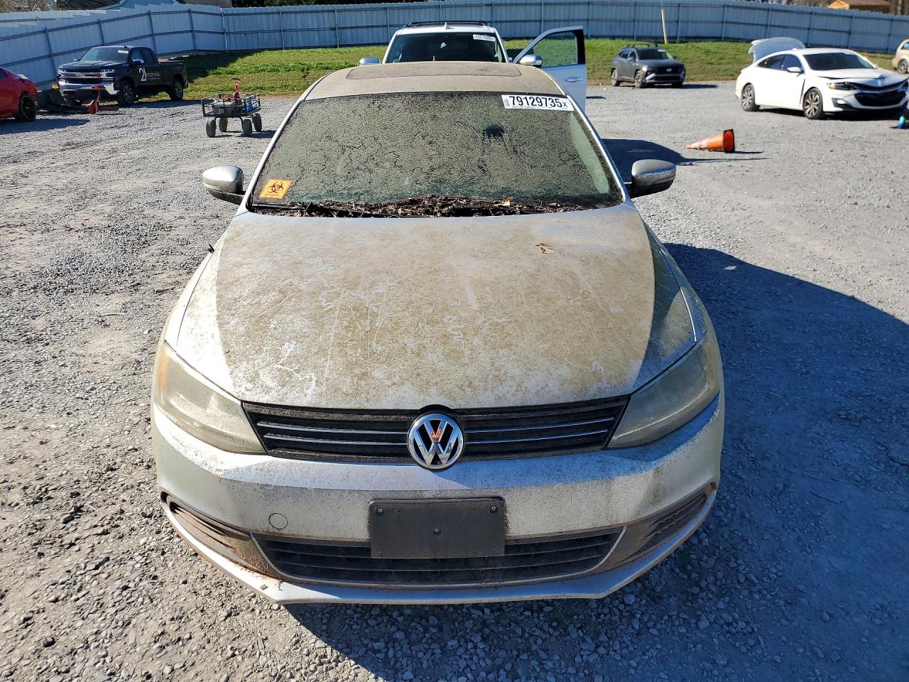 2013 VOLKSWAGEN JETTA SE photo 9