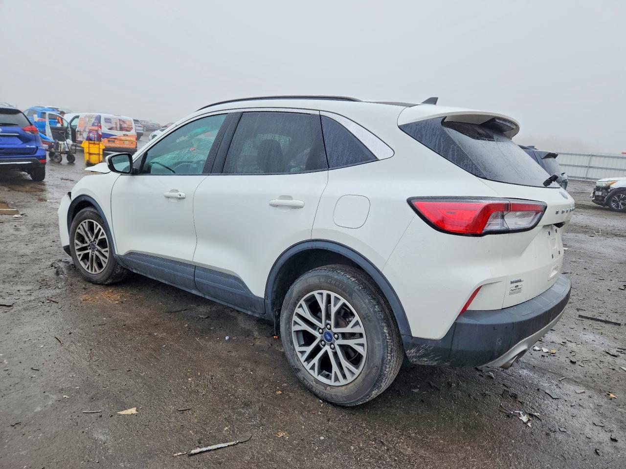 2022 FORD ESCAPE SEL photo 3