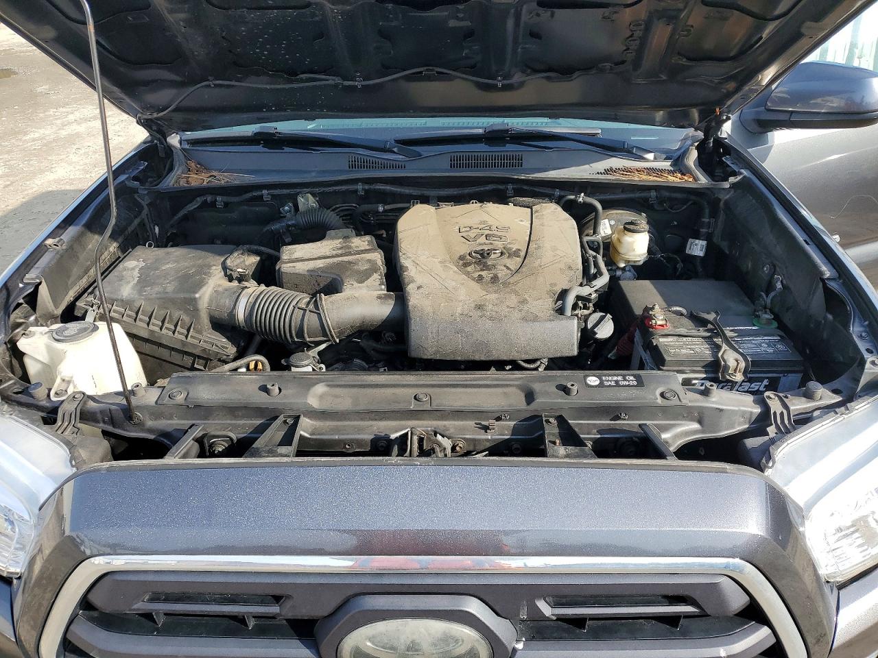 2019 TOYOTA TACOMA SR5 V6 photo 31