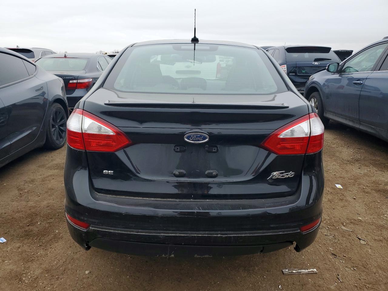 2019 FORD FIESTA SE photo 11