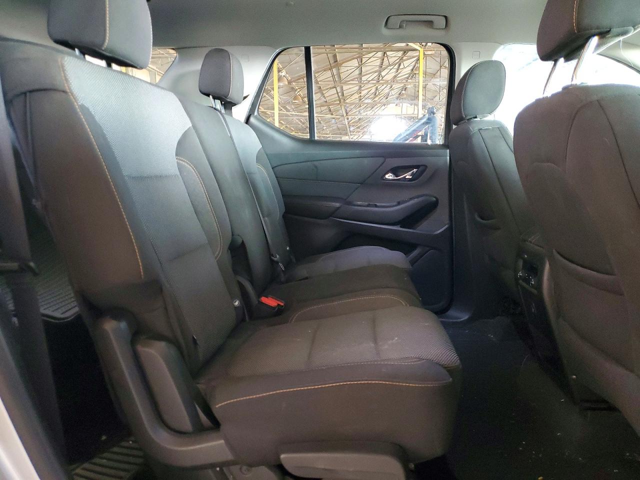 2019 CHEVROLET TRAVERSE LS photo 11