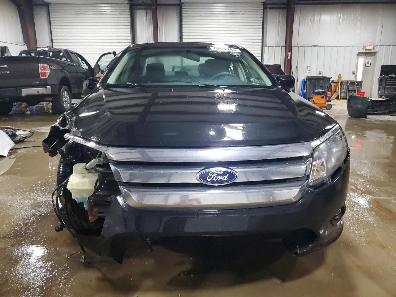 2011 FORD FUSION SE photo 13