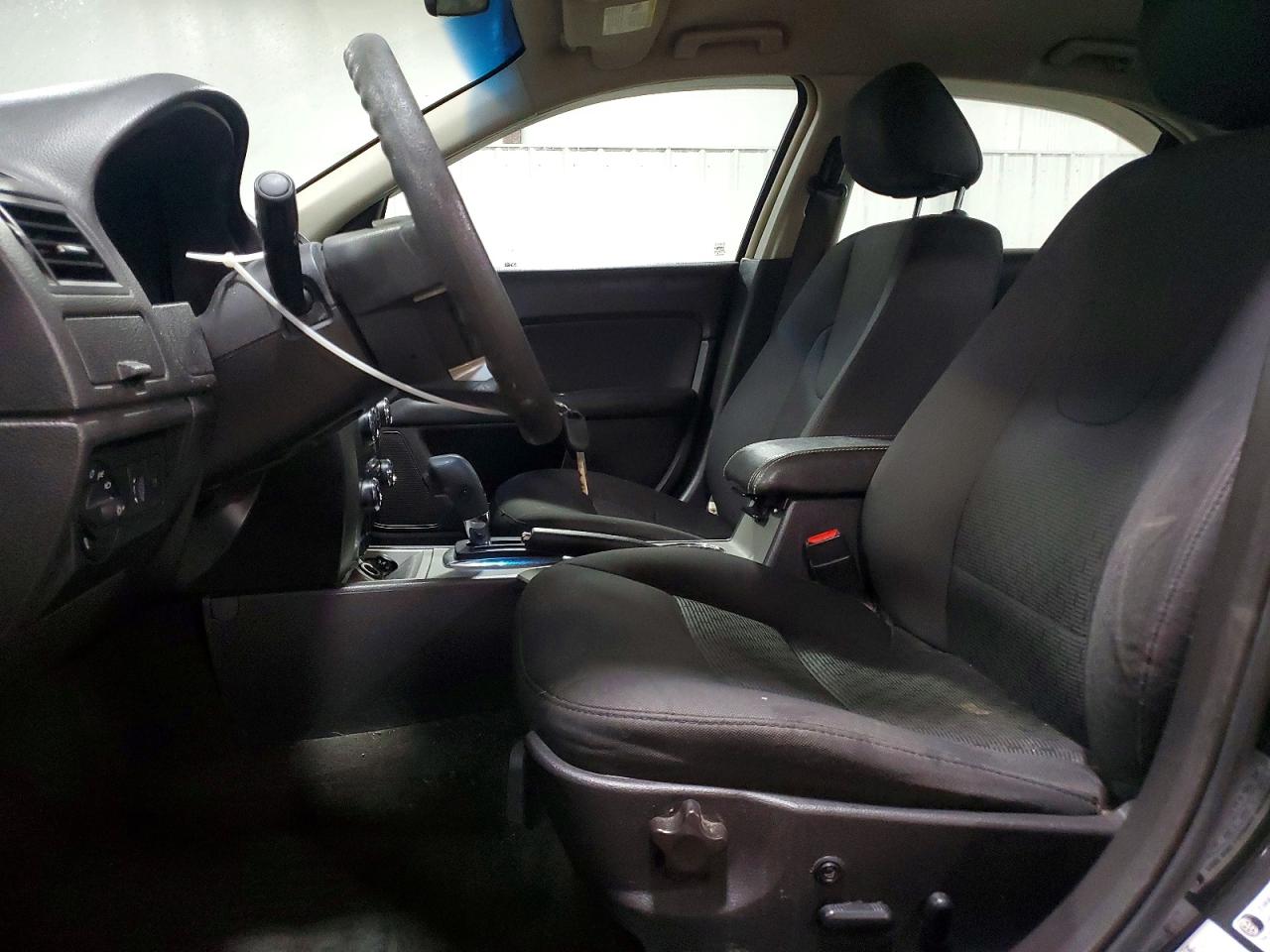 2011 FORD FUSION SE photo 19